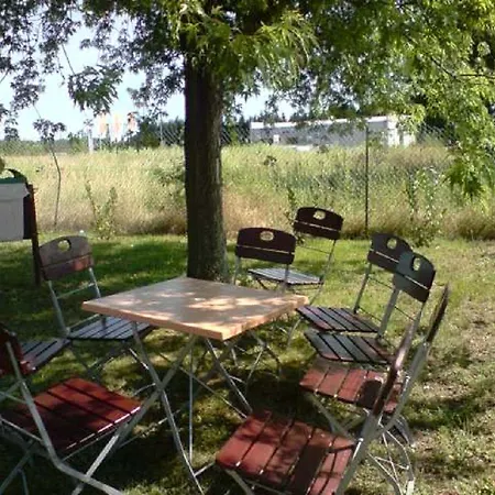 Hotel Greet En Beaujolais A6 3*