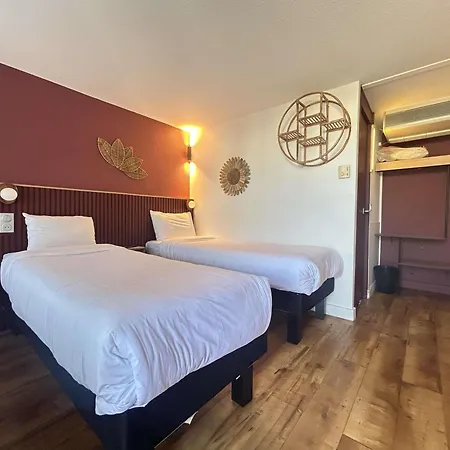 Greet En Beaujolais A6 فندق