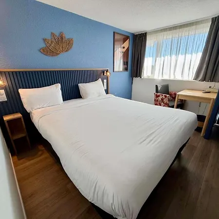 Hotel Greet En Beaujolais A6 3*