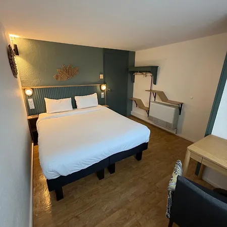 Hotel Greet En Beaujolais A6 3*